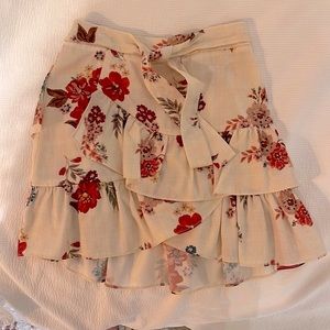 Girls mini skirt size 10 New with tags